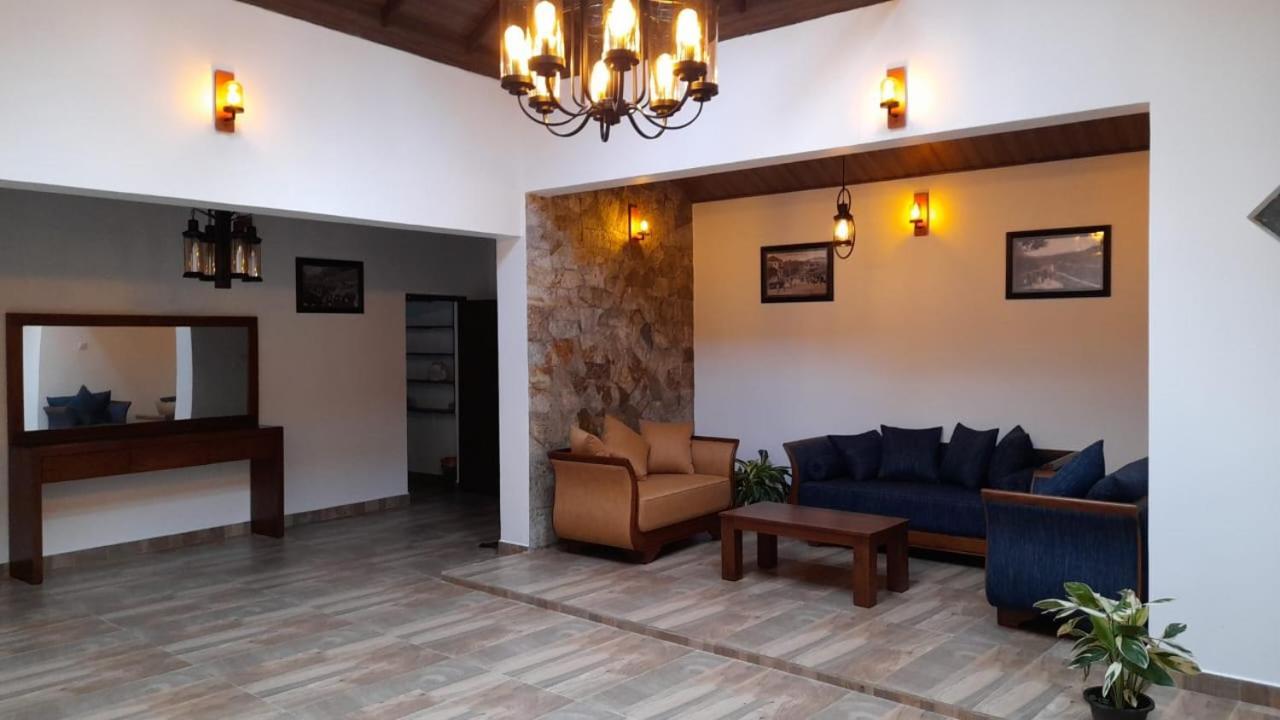 Villa D55 แคนดี้ ภายนอก รูปภาพ