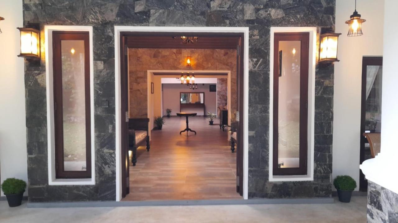 Villa D55 แคนดี้ ภายนอก รูปภาพ