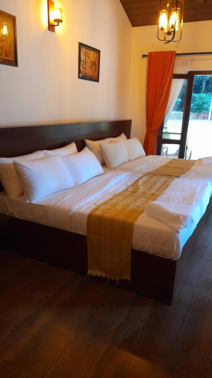 Villa D55 แคนดี้ ภายนอก รูปภาพ