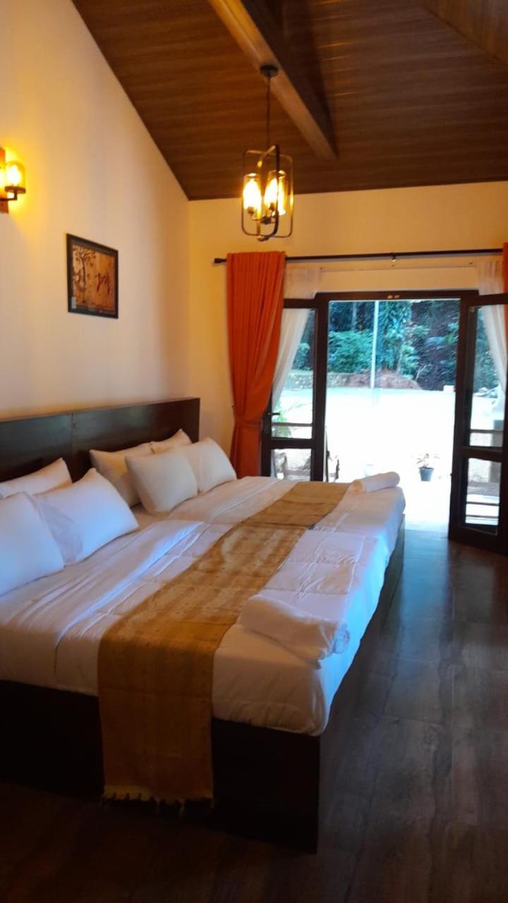 Villa D55 แคนดี้ ภายนอก รูปภาพ