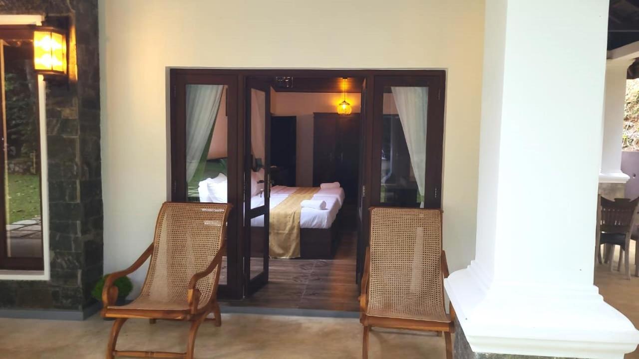 Villa D55 แคนดี้ ภายนอก รูปภาพ
