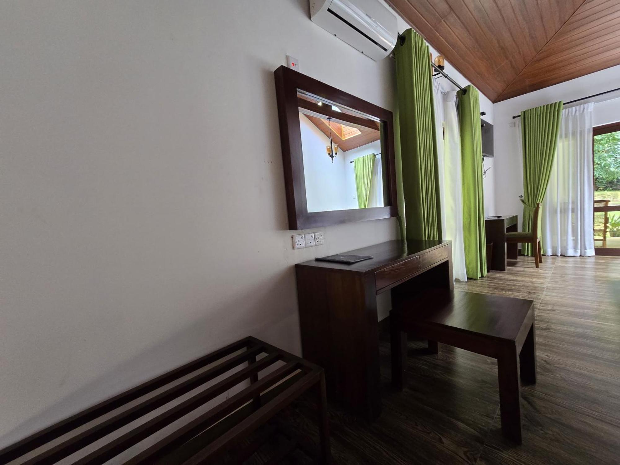 Villa D55 แคนดี้ ภายนอก รูปภาพ